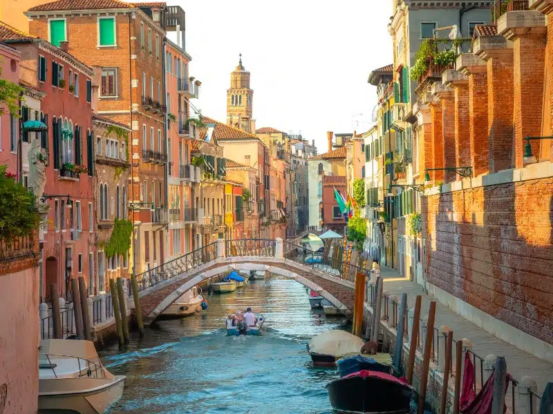 تور گروهی اروپا پاییز