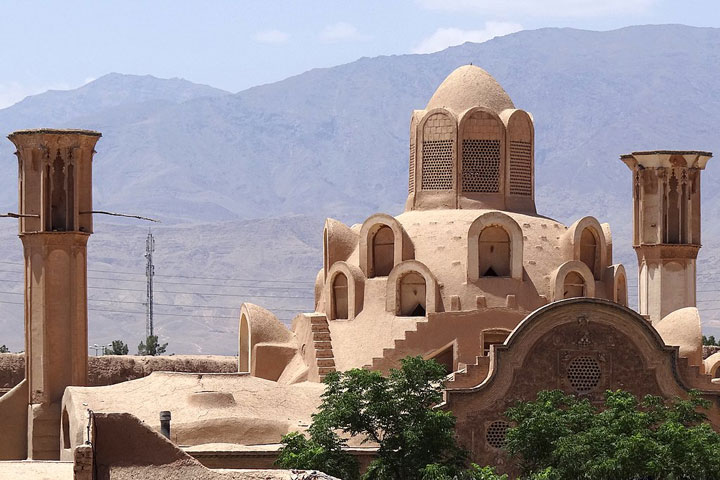 کاشان و جاذبه های آن  