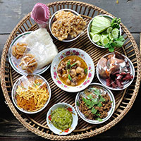 غذاهای محلی چیانگ مای تایلند  
