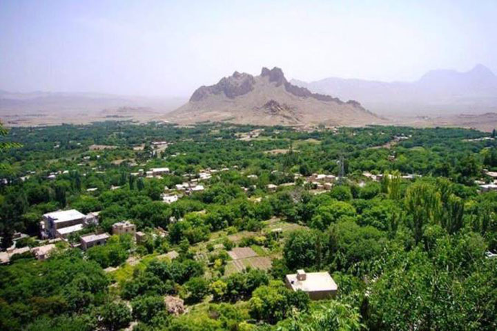 نیاسر و جاذبه های آن  