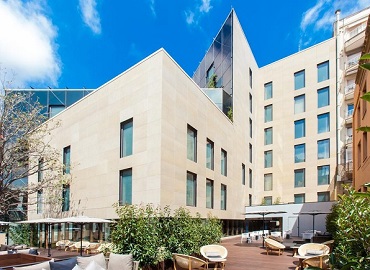 اوشن درایو بارسلونا، هتل های بارسلونا