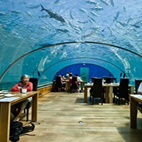 رستوران زیر آبی ایتها در مالدیو