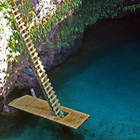 تجربه شنای منحصر به فرد در گودال اقیانوس ، ساموآ