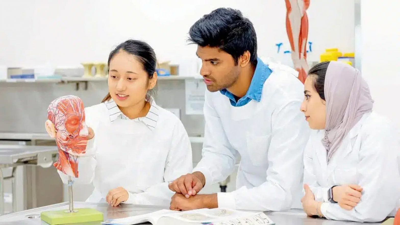 شرایط تحصیل در مالزی