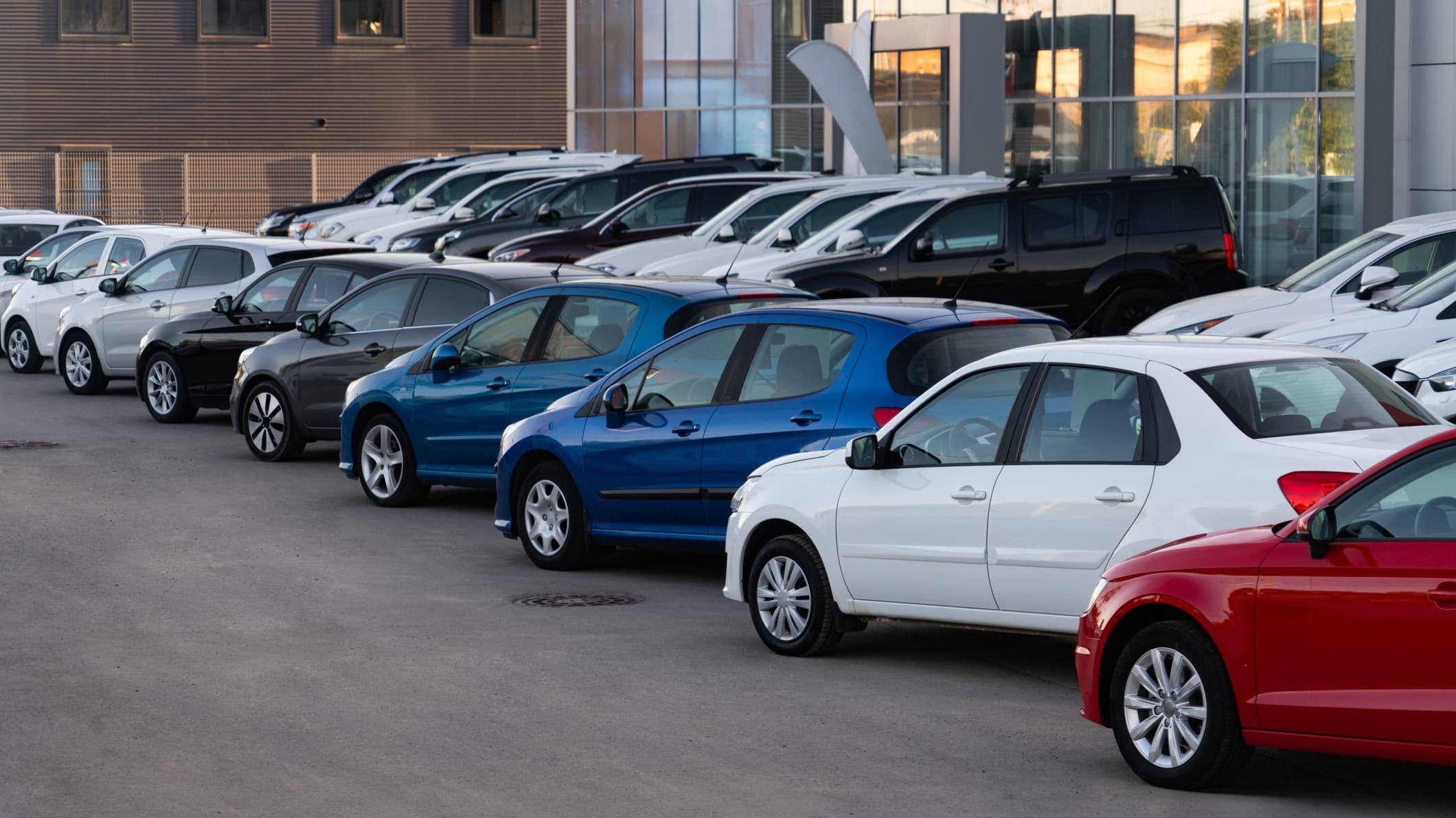 قیمت ماشین در تاجیکستان [خرید انواع ماشین + نکات مهم]