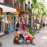 بهترین مراکز خرید در جزیره بوراکای